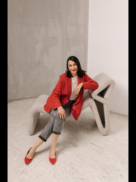 Larissa / Réf. 93064 / Adhérente Agence Amélie