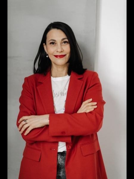 Larissa / Réf. 93064 / Adhérente Agence Amélie