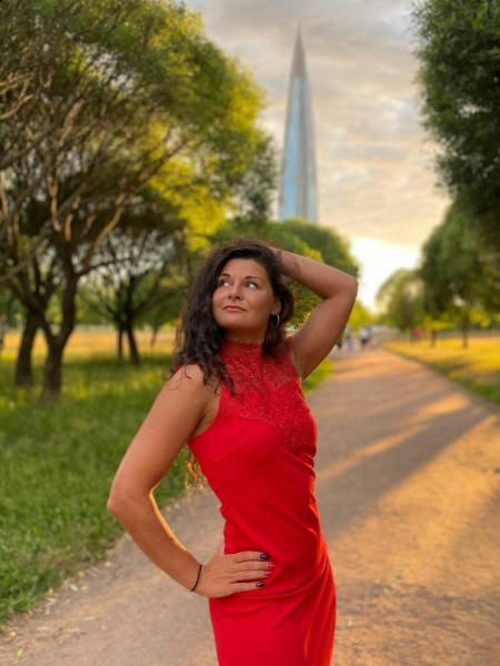 Anna / Réf. 93074 / Adhérente Agence Amélie