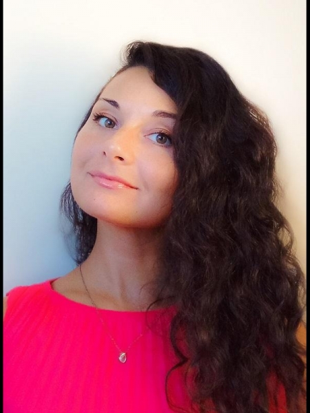 Anna / Réf. 93074 / Adhérente Agence Amélie