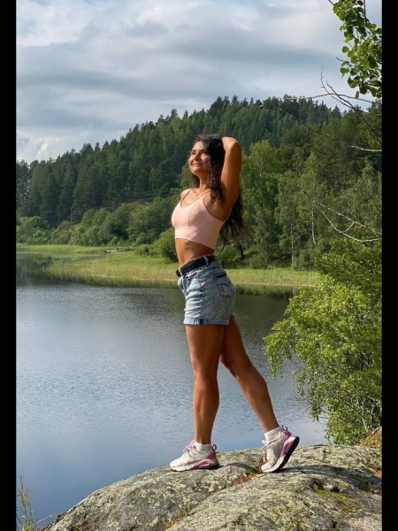 Anna / Réf. 93074 / Adhérente Agence Amélie