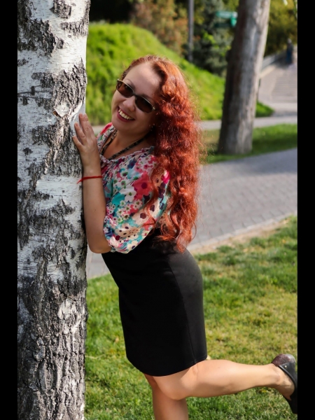 Iryna / Réf. 93079 / Adhérente Agence Amélie