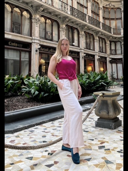 Elena (Milan) / Réf. 93080 / Adhérente Agence Amélie