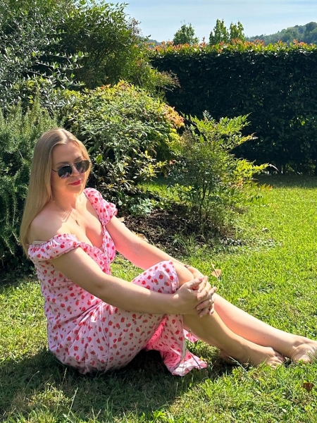 Elena (Milan) / Réf. 93080 / Adhérente Agence Amélie