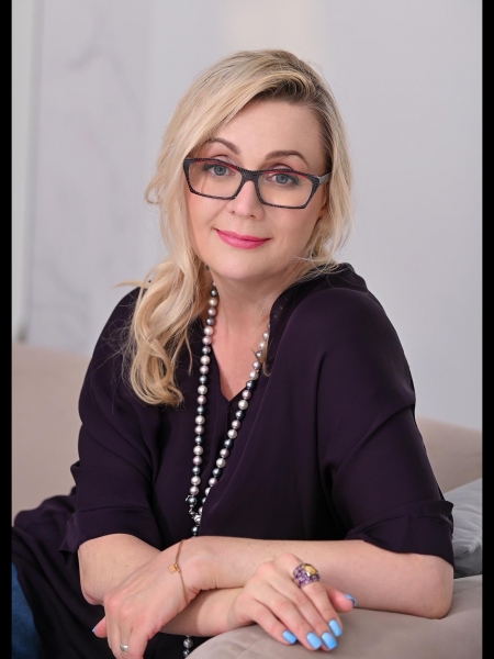 Natalia / Réf. 93084 / Adhérente Agence Amélie