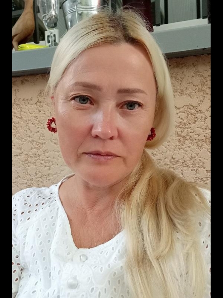 Iryna (Cannes) / Réf. 93096 / Adhérente Agence Amélie