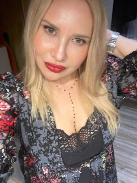 Irina / Réf. 93104 / Adhérente Agence Amélie