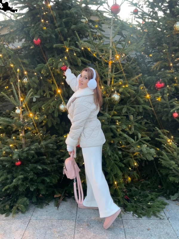 Photo de Maryna (Brest) / Réf. 93105 / Agence Amélie