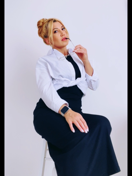 Maryna (Brest) / Réf. 93105 / Adhérente Agence Amélie