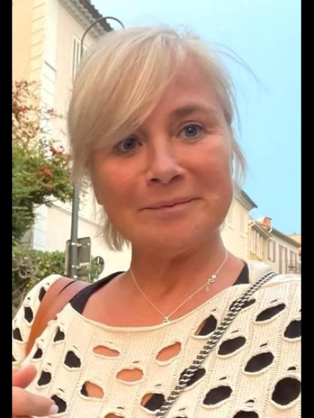 Tatiana (Cannes) / Réf. 93108 / Adhérente Agence Amélie