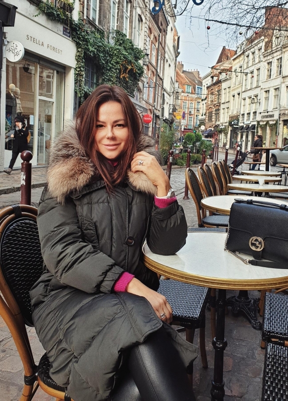 Photo de Carmen (Bruxelles) / Réf. 93112 / Agence Amélie