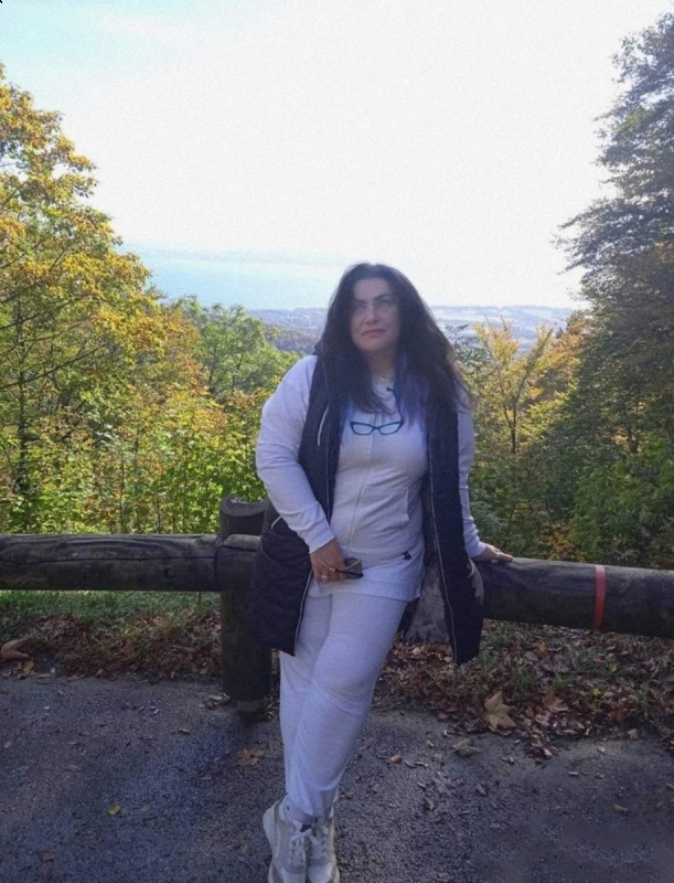 Photo de Liudmyla (Morteau) / Réf. 93113 / Agence Amélie