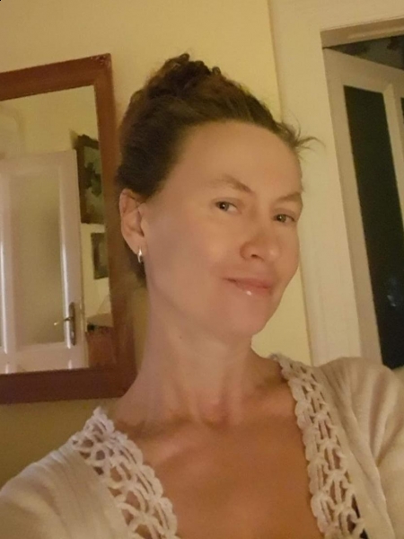 Larissa (Italie) / Réf. 93116 / Adhérente Agence Amélie