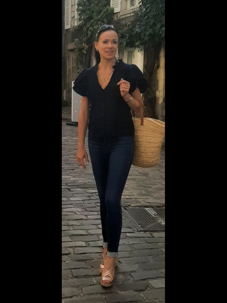 Valentyna (Paris) / Réf. 93120 / Adhérente Agence Amélie