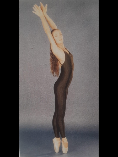 Valentyna (Paris) / Réf. 93120 / Adhérente Agence Amélie