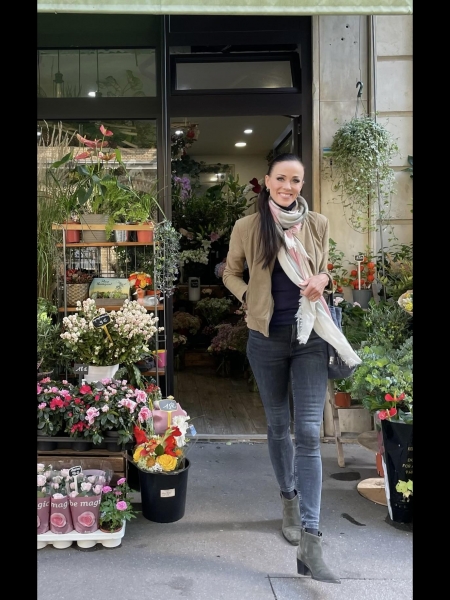 Valentyna (Paris) / Réf. 93120 / Adhérente Agence Amélie