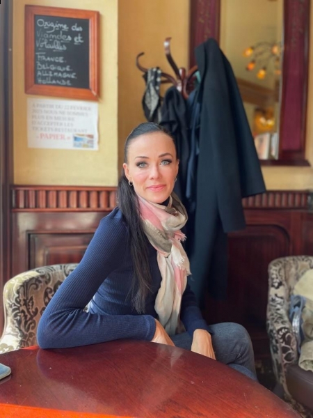 Valentyna (Paris) / Réf. 93120 / Adhérente Agence Amélie