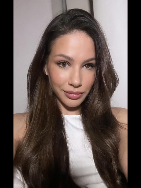 Maria (bientôt à Paris) / Réf. 93121 / Adhérente Agence Amélie