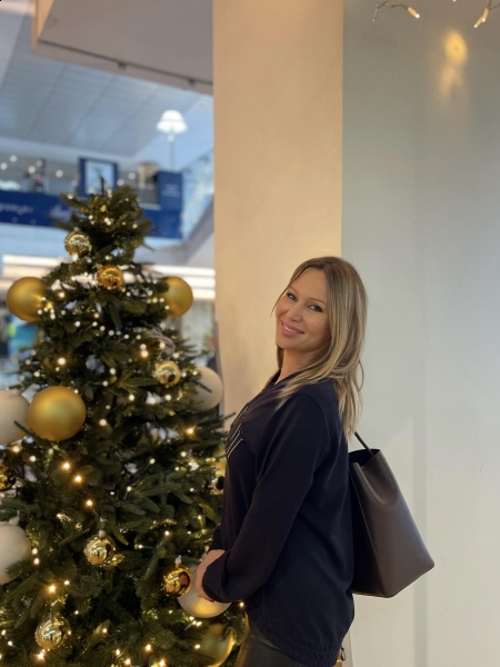 Marina (Paris) / Réf. 93124 / Adhérente Agence Amélie