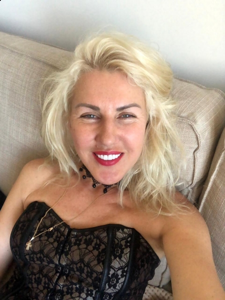 Svetlana / Réf. 93133 / Adhérente Agence Amélie