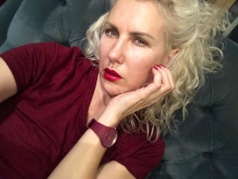 Photo de Svetlana / Réf. 93133 / Agence Amélie