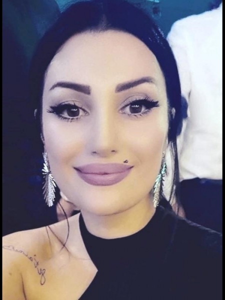 Liana (Paris) / Réf. 93138 / Adhérente Agence Amélie