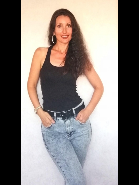 Natalya (Fribourg) / Réf. 93145 / Adhérente Agence Amélie