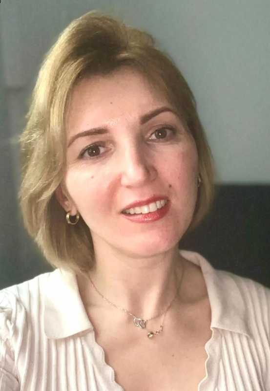 Photo de Anna (Paris) / Réf. 93146 / Agence Amélie