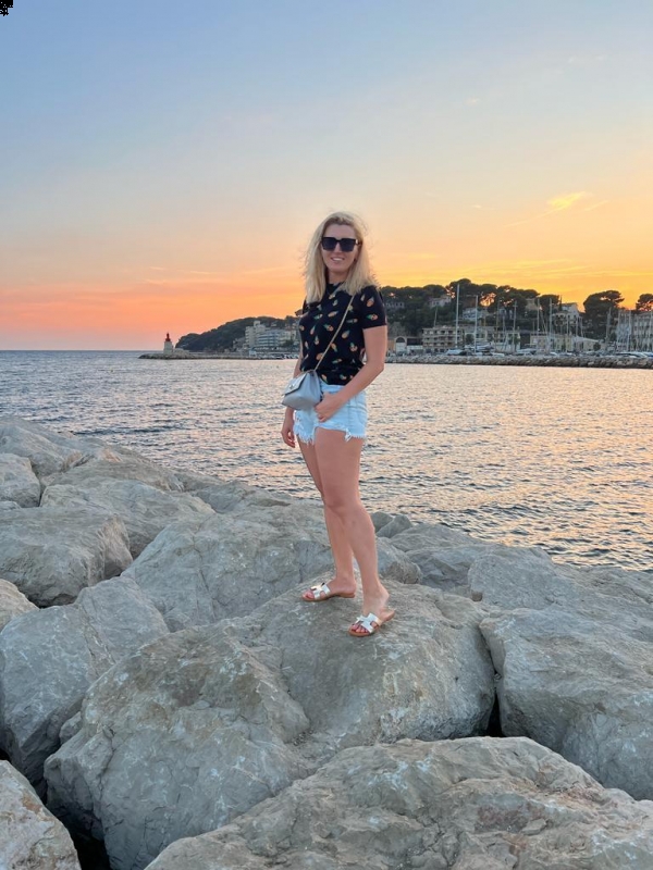 Photo de Anna (Paris) / Réf. 93146 / Agence Amélie