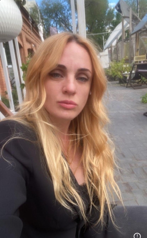 Photo de Anna ( maintenant à Avignon ) / Réf. 93154 / Agence Amélie