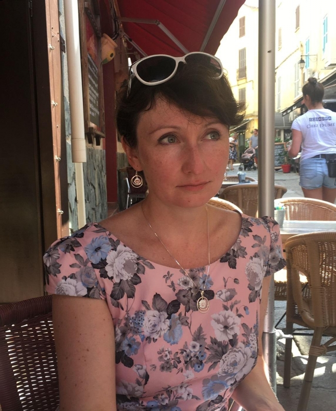 Photo de Iryna (Bruxelles) / Réf. 93161 / Agence Amélie