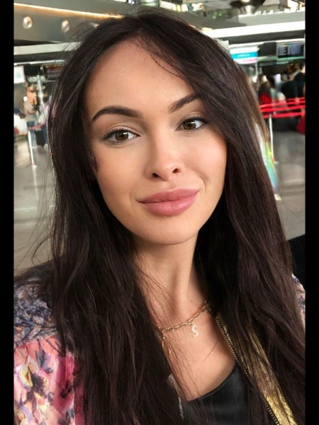 Olga / Réf. 93165 / Adhérente Agence Amélie