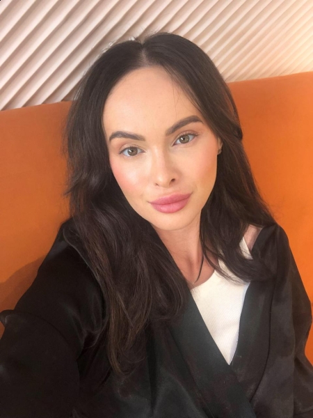 Olga / Réf. 93165 / Adhérente Agence Amélie