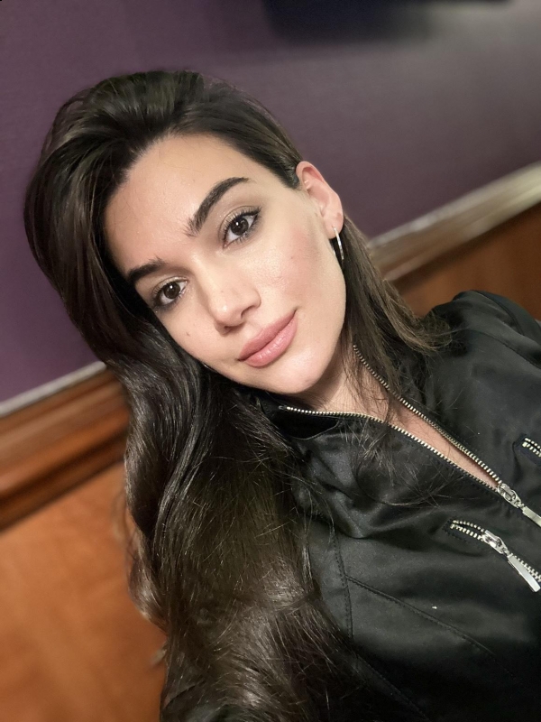 Photo de Zaïra ( maintenant à Lausanne ) / Réf. 93177 / Agence Amélie