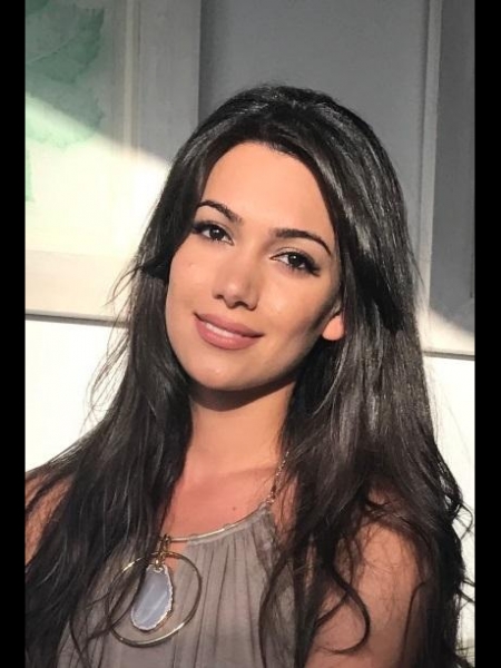 Zaïra ( maintenant à Lausanne ) / Réf. 93177 / Adhérente Agence Amélie