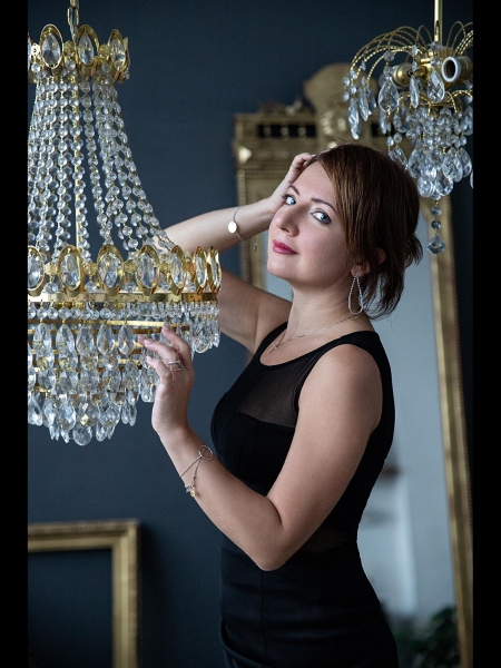 Oxana / Réf. 93228 / Adhérente Agence Amélie