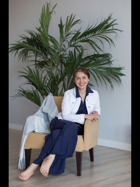 Yulia / Réf. 93236 / Adhérente Agence Amélie