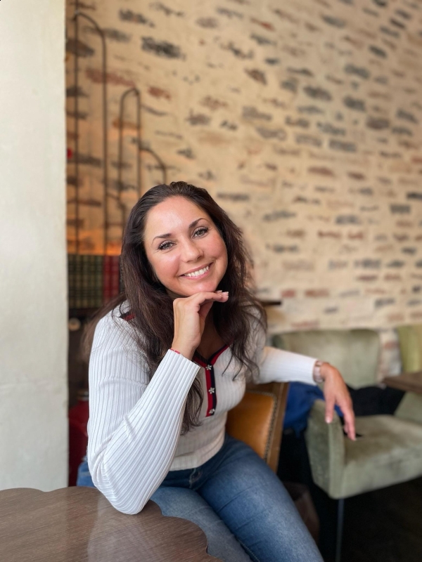 Photo de Anna (Genève) / Réf. 93239 / Agence Amélie