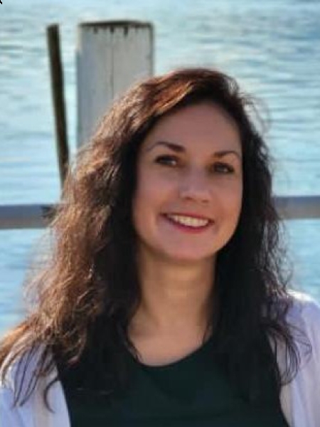 Anna (Genève) / Réf. 93239 / Adhérente Agence Amélie