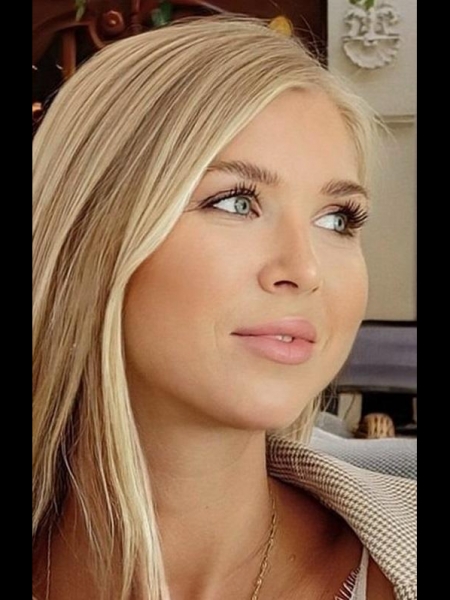 Anastassia / Réf. 93258 / Adhérente Agence Amélie