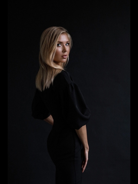 Anastassia / Réf. 93258 / Adhérente Agence Amélie
