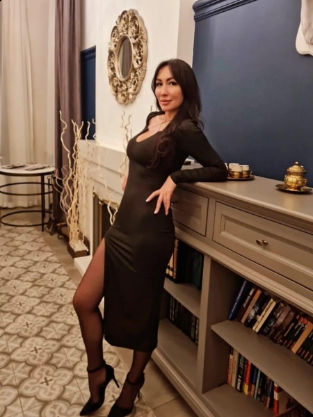 Oksana / Réf. 229 / Adhérente Agence Amélie