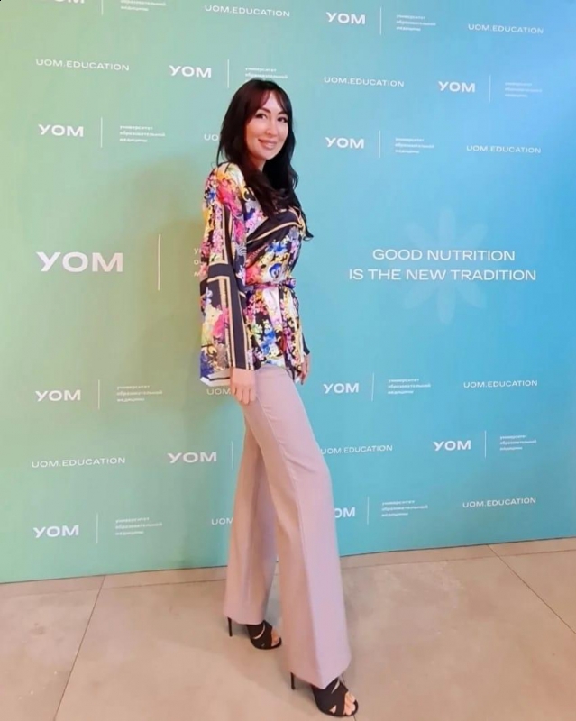 Photo de Oksana / Réf. 229 / Agence Amélie