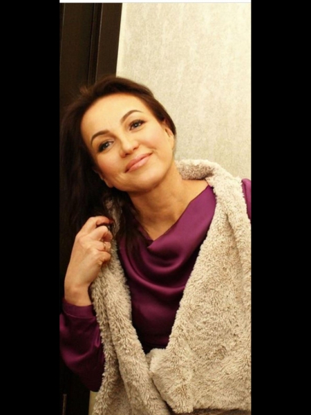 Inna / Réf. 93264 / Adhérente Agence Amélie