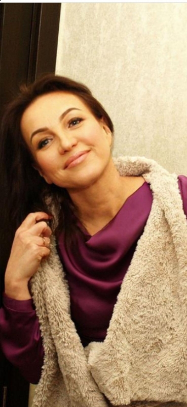 Photo de Inna / Réf. 93264 / Agence Amélie