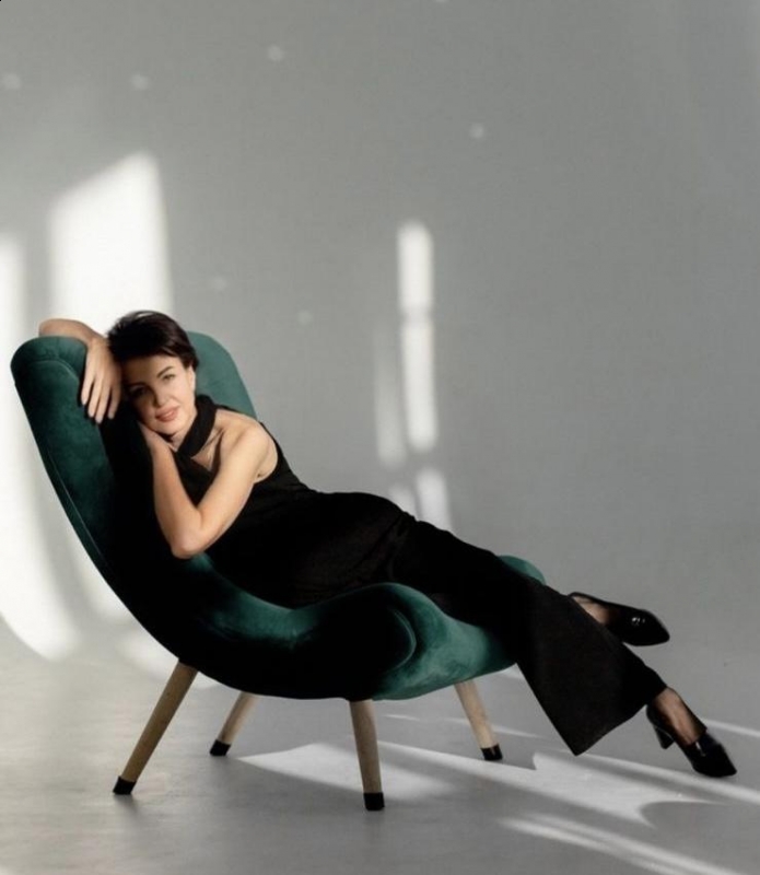 Photo de Inna / Réf. 93264 / Agence Amélie