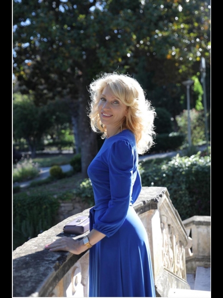 Svetlana (Nice) / Réf. 93318 / Adhérente Agence Amélie
