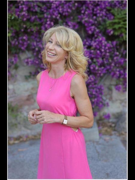 Svetlana (Nice) / Réf. 93318 / Adhérente Agence Amélie