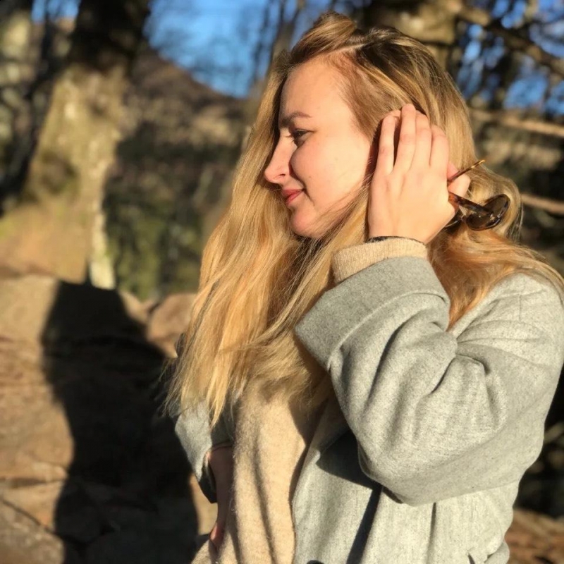 Photo de Halina (Clermont-Ferrand) / Réf. 93321 / Agence Amélie