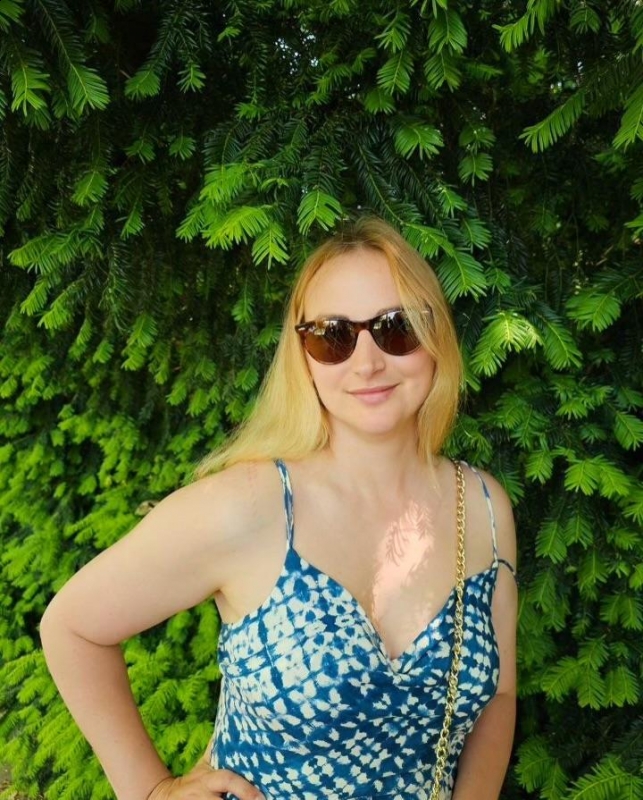 Photo de Halina (Clermont-Ferrand) / Réf. 93321 / Agence Amélie